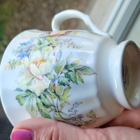 COPY ..Grandmother  fine China Tea cup and saucer - Picture 7 of 7